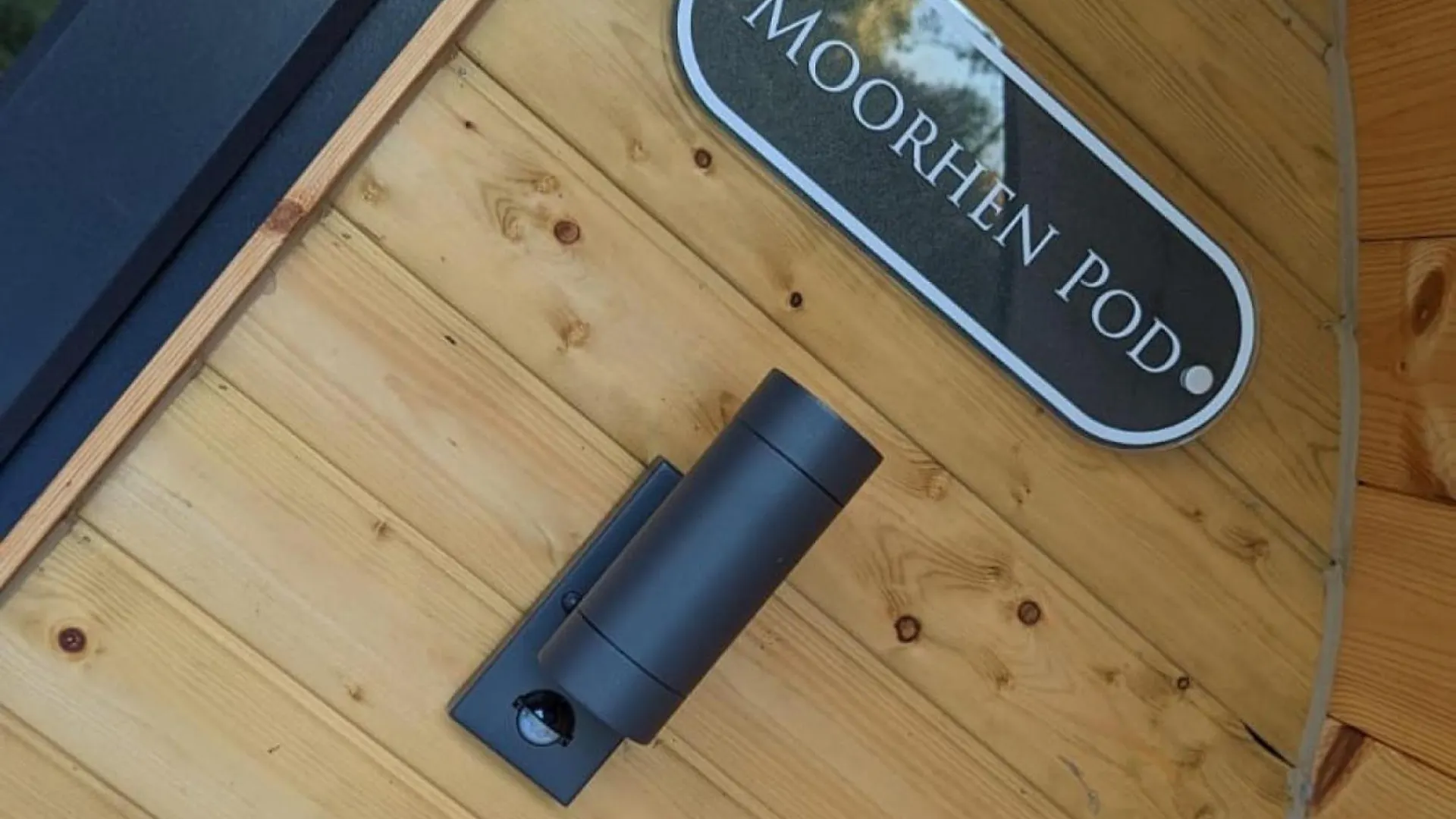 Peacock Lake Glamping Nottingham