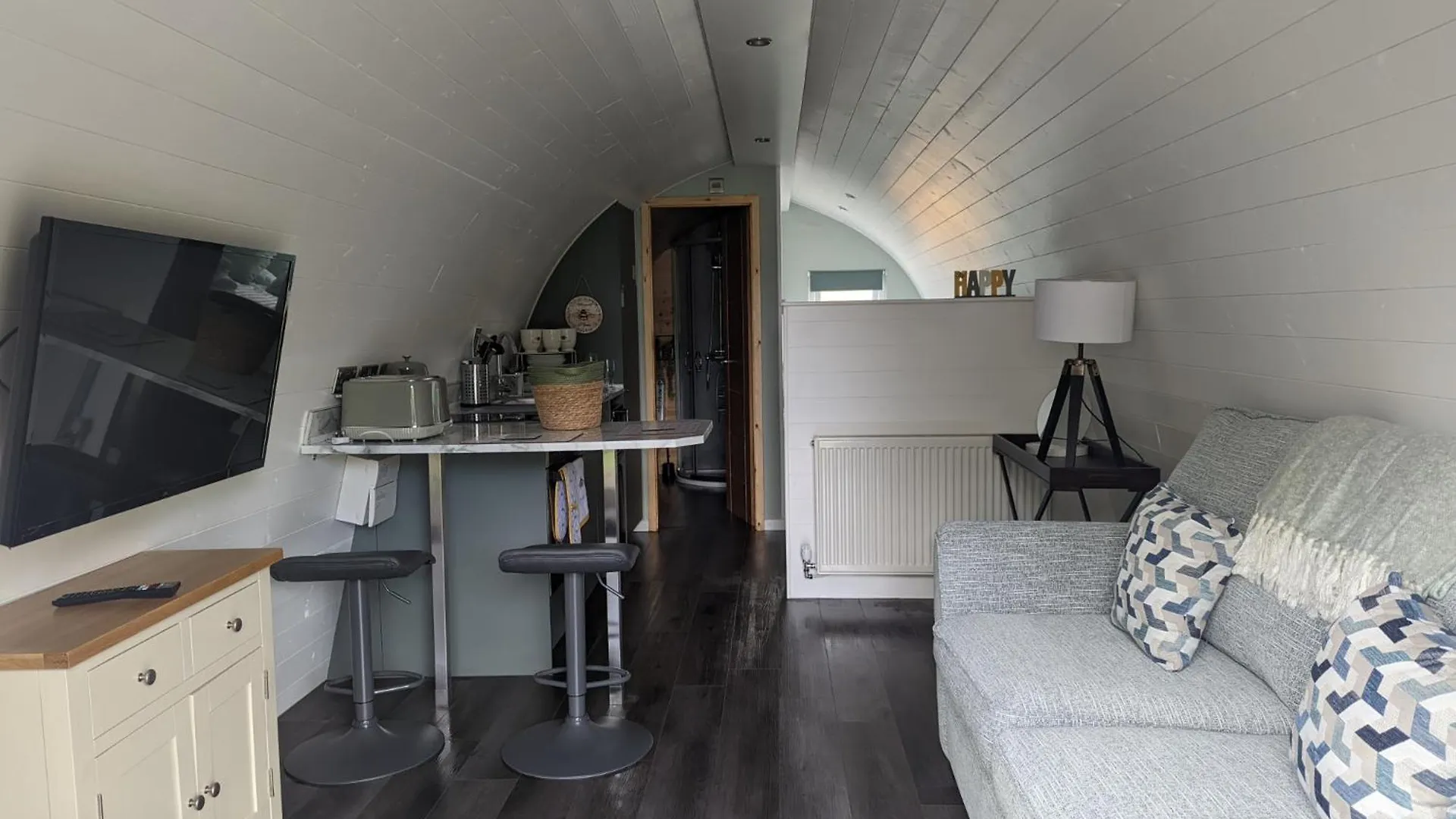 Peacock Lake Glamping Nottingham 0*,  United Kingdom